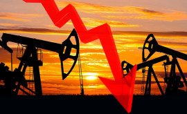 Цена нефти упала ниже 70 долларов