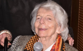 Grace Mirabella fost redactorşef al celebrei reviste Vogue a încetat din viaţă la 91 de ani