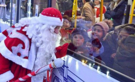 Programul rutei Cunoaște orașul alături de Moș Crăciun va fi prelungit