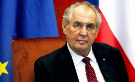 Президент Чехии воздержится в 2022 году от зарубежных визитов