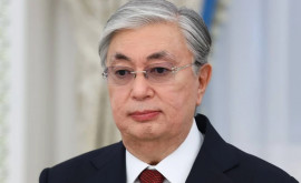 Президент Казахстана ввел режим ЧП в АлмаАте на две недели