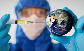 Ученый Мы не можем вакцинировать планету каждые шесть месяцев