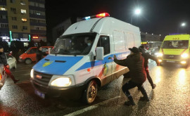 Kazahstan medicii sunt atacați iar echipajele de salvare incendiate