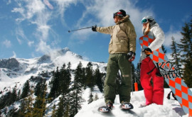 E timpul vacanțelor la munte Ce prețuri au echipamentele de schi