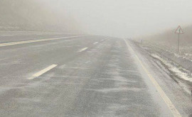 Pe mai multe porțiuni de drum din țară se circulă în condiții de ceață