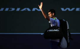Djokovic sa întors în centrul de detenţie în Australia