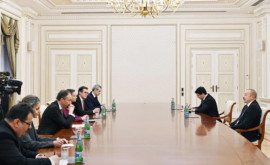 Алиев обсудил ситуацию в регионе с советником президента Франции и спецпредставителем ЕС 