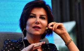 O cunoscută jurnalistă din Turcia arestată după ce lar fi insultat pe președintele Erdogan