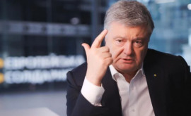 Порошенко заявил что Зеленский не выпускает его за границу