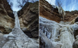  Замерзшие водопады Молдовы в фотографиях Юрия Швеца
