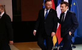 Germania Franţa şi Polonia unite pentru a menţine pacea în Europa 