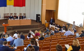 На заседании Муниципального совета Кишинева разразился скандал