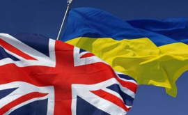 Великобритания согласилась поддержать отказ Украины от вступления в НАТО