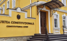 Majoritatea moldovenilor nu susține majorarea salariilor judecătorilor constituționali SONDAJ