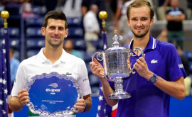Djokovic lea dezvăluit sîrbilor decizia luată în legătură cu participarea la Australian Open