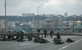 Franţa trimite României 500 de militari vehicule de luptă și blindate