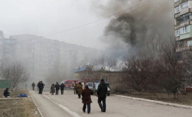 Din cauza bombardamentelor orașul Mariupol a rămas fără curent electric