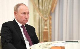 Путин поручил запретить в 2022 году вывоз и ввоз в Россию части продукции