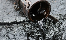 Prețul petrolului în continuă scădere Tările UE pregătesc pachete de subvenționare