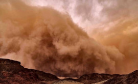 Облако пыли из Сахары покрывает часть Испании оранжевым