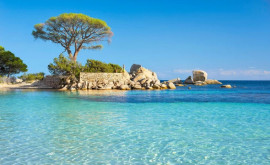Guvernul Franței ia în calcul să acorde autonomie insulei Corsica