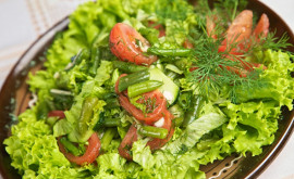 РЕЦЕПТ ДНЯ Салат из стручковой фасоли с овощами
