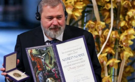 Нобелевскую медаль Дмитрия Муратова продадут в помощь украинским беженцам
