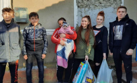 Активисты движения Voievod передали продовольственные продукты украинским беженцам