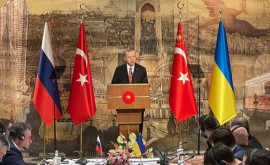 Эрдоган покинул место переговоров России и Украины