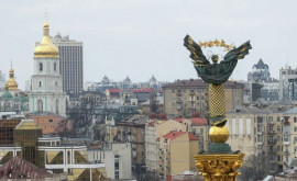 Зеленский призывает дипломатов вернуться в Киев