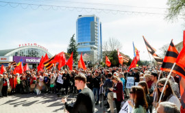 La Bălți a avut loc un protest împotriva interzicerii panglicii Sf Gheorghe