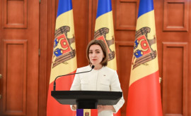 Президент Майя Санду промульгировала закон о запрете георгиевской ленты