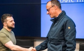 Ucraina Şeful opoziţiei germane sa întâlnit cu preşedintele Zelenski înaintea cancelarului Scholz