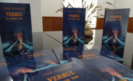 Regretatul poet și ziarist Vlad Olărescu a revenit acasă printro carte de versuri și memorii