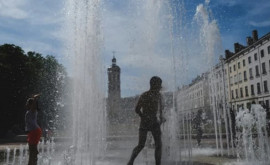 Franţa doboară un record de căldură în timpul primăverii