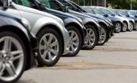Moldovenii tot mai activ își iau automobile de la companii importatoare