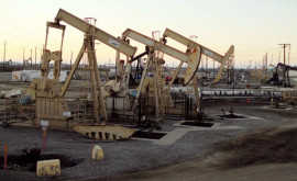 Нефть дешевеет поскольку Саудовская Аравия может увеличить ее добычу