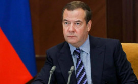 Медведев Шестой пакет санкций против России может привести к революции в мировой экономике
