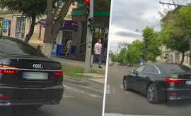 Un șofer filmat cum trece la roșu pe bulevardul Grigore Vieru 
