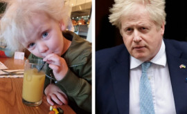 Din cauza Sindromului Părului de Nepieptănat un băiețel de 3 ani seamănă izbitor de mult cu premierul britanic Boris Johnson