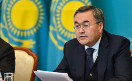 Kazahstanul cere interzicerea armelor nucleare