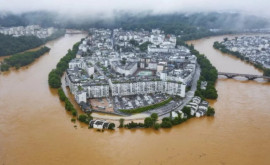 China Ploi record în sud şi peste 220000 de persoane evacuate