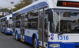 Vînzări record de abonamente noi pentru călătoria în transportul public din capitală
