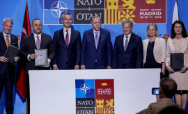 Столтенберг Финляндию и Швецию примут в НАТО беспрецедентно быстро