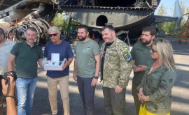 Richard Branson a vizitat Ucraina şi a promis să ajute la reconstrucţie