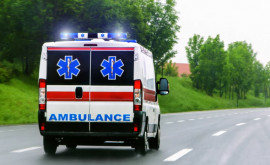 Franța a donat R Moldova trei ambulanțe