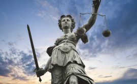 Cистему юстиции видят как оружие в руках власти Мнение
