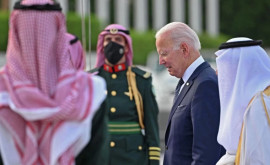 Marii producători de petrol își propun să crească livrările după vizita preşedintelui Biden în Orientul Mijlociu