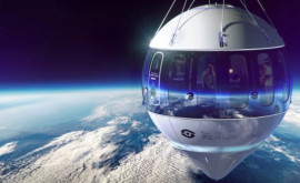 Американская компания показала капсулу для туристических полетов в космос