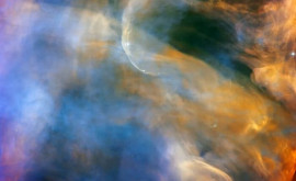 Телескоп Хаббл запечатлел облачный пейзаж в туманности Ориона